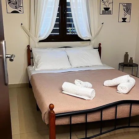 Rias Private House *